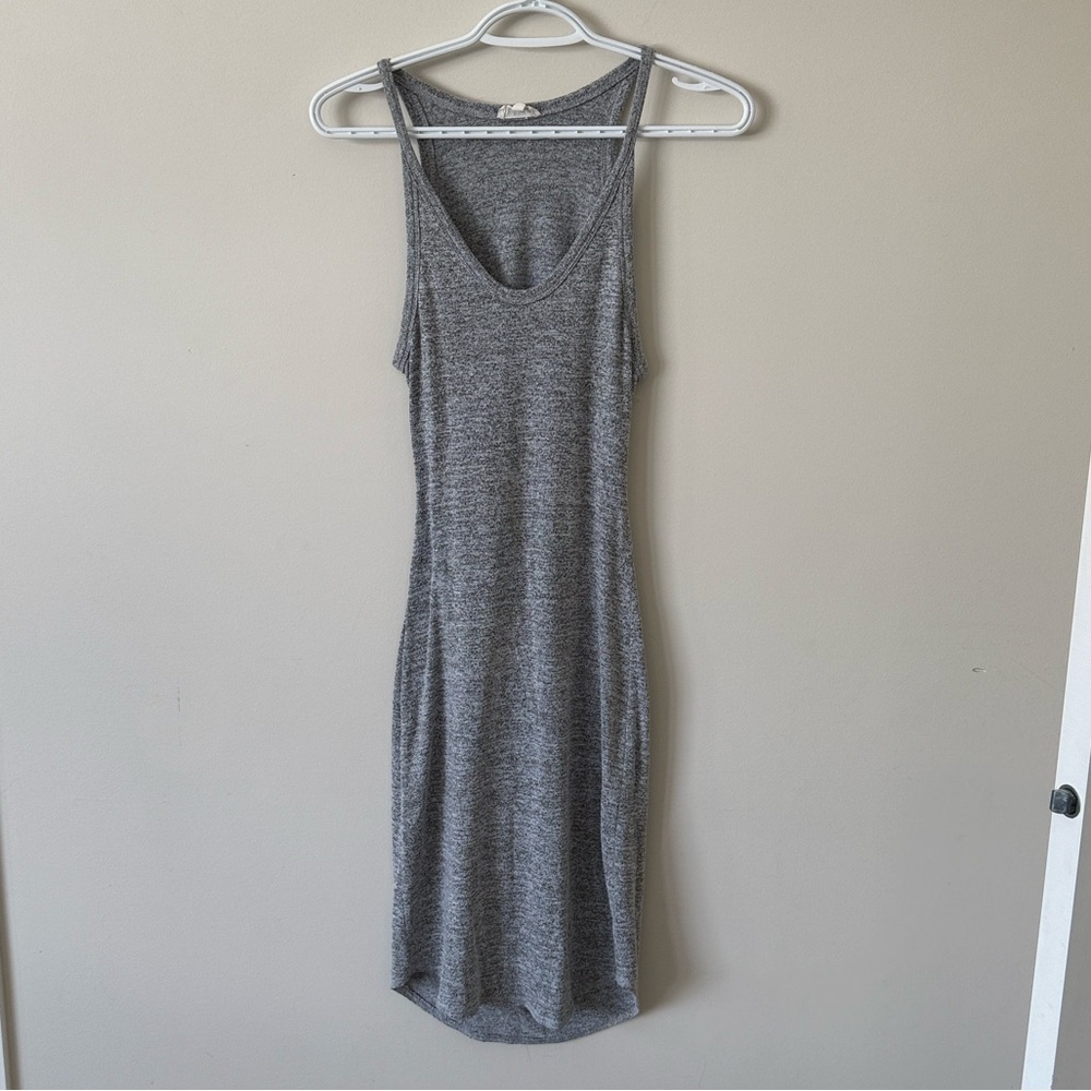 25.| Aritzia | Wilfred Free | Grey Yasmin Dress - Picture 5 of 6